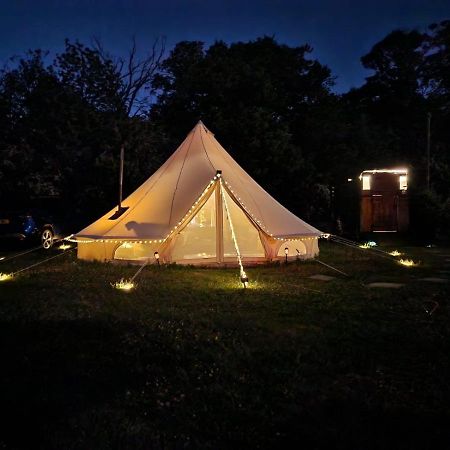 Quex Livery Glamping Birchington-on-Sea ภายนอก รูปภาพ