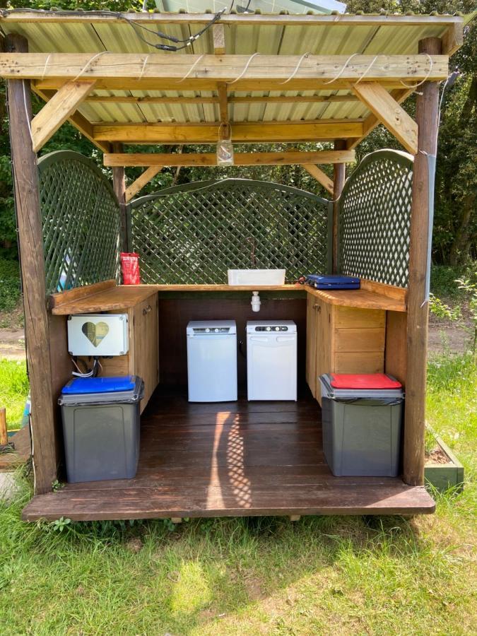 Quex Livery Glamping Birchington-on-Sea ภายนอก รูปภาพ